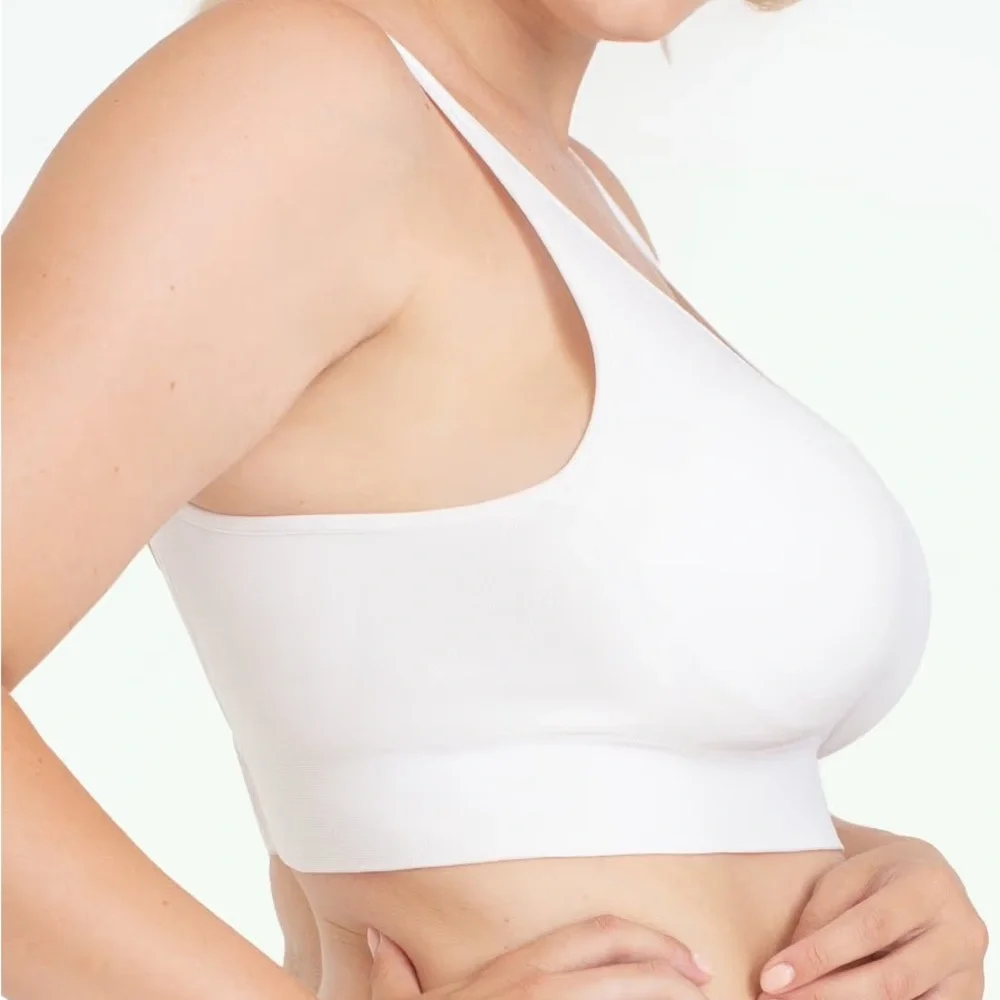 52TK.- Truekind® Enhanced Comfort Wireless Shaper Bra. Size 4XL